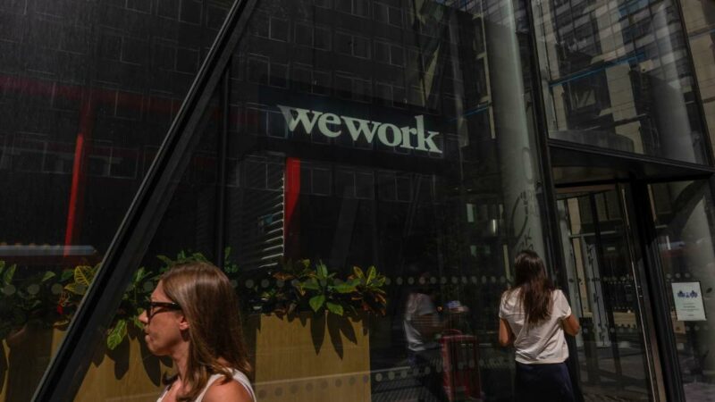 WeWork tiene «dudas» sobre su supervivencia: se hunde un 30% en premarket